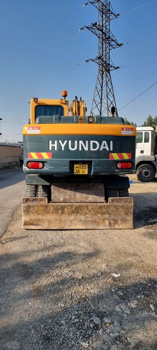 Hyundai 140                         .