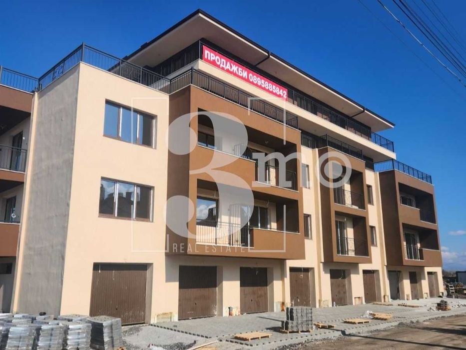 „3mo“ продва двустаен апартамент, находящ се в гр. Елин Пелин