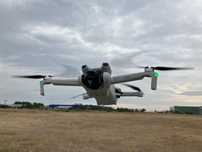 Dronă DJI Mini 3, lovită, funcțională, geantă, elice de schimb