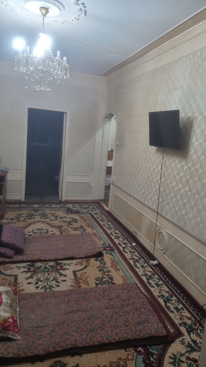 Арендага Чилонзор 20да шеричилига 3хона бор болага.