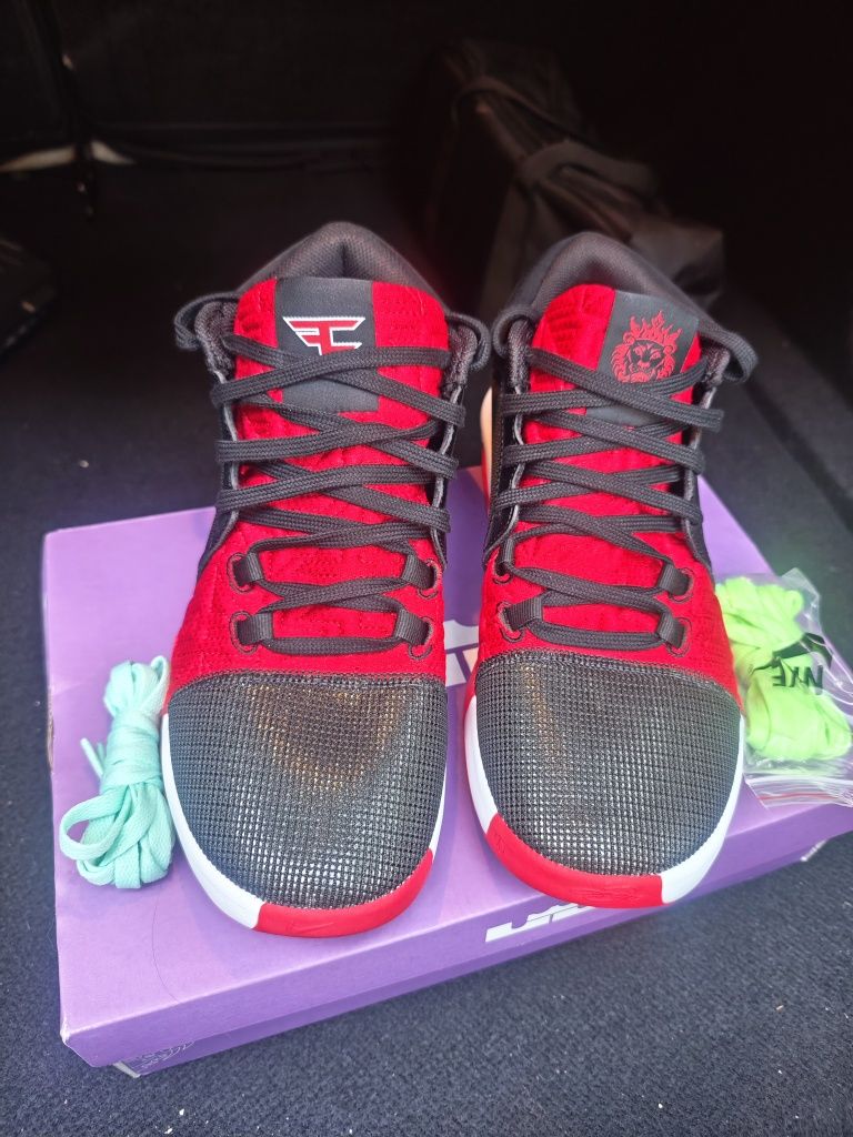 Новые лимитированные кроссовки NIKE LEBRON WITNESS VIII FAZE
