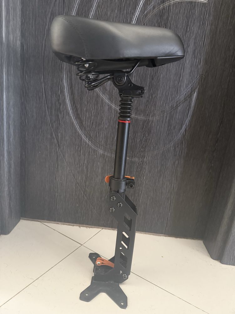 Kukirin g2 max (В гаранция още 1 година и 9 месеца)