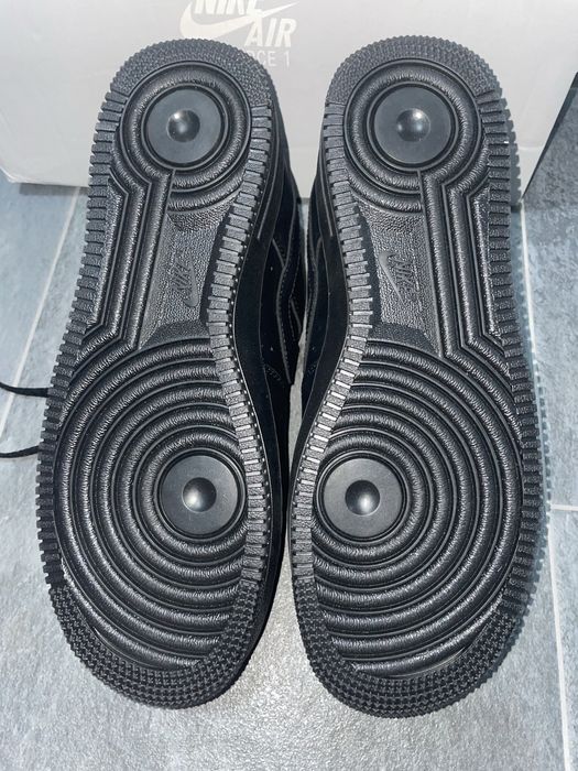 Adidasi Nike Air Force 1-noi