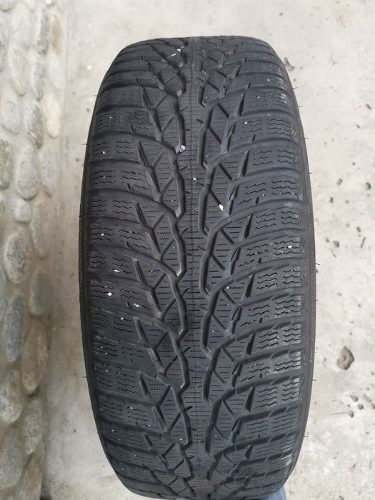 Vând anvelope iarna+jante de Audi