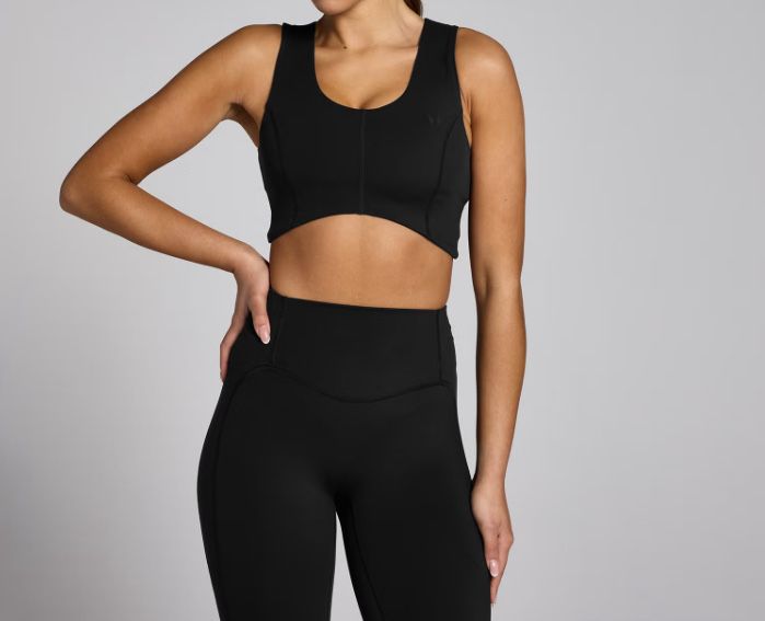 Bustiera Myprotein