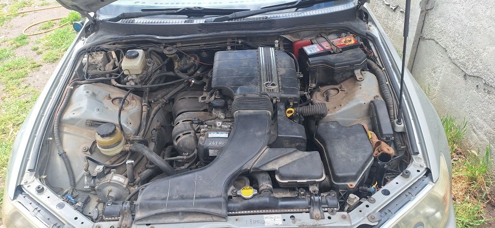 Lexus is200 на части