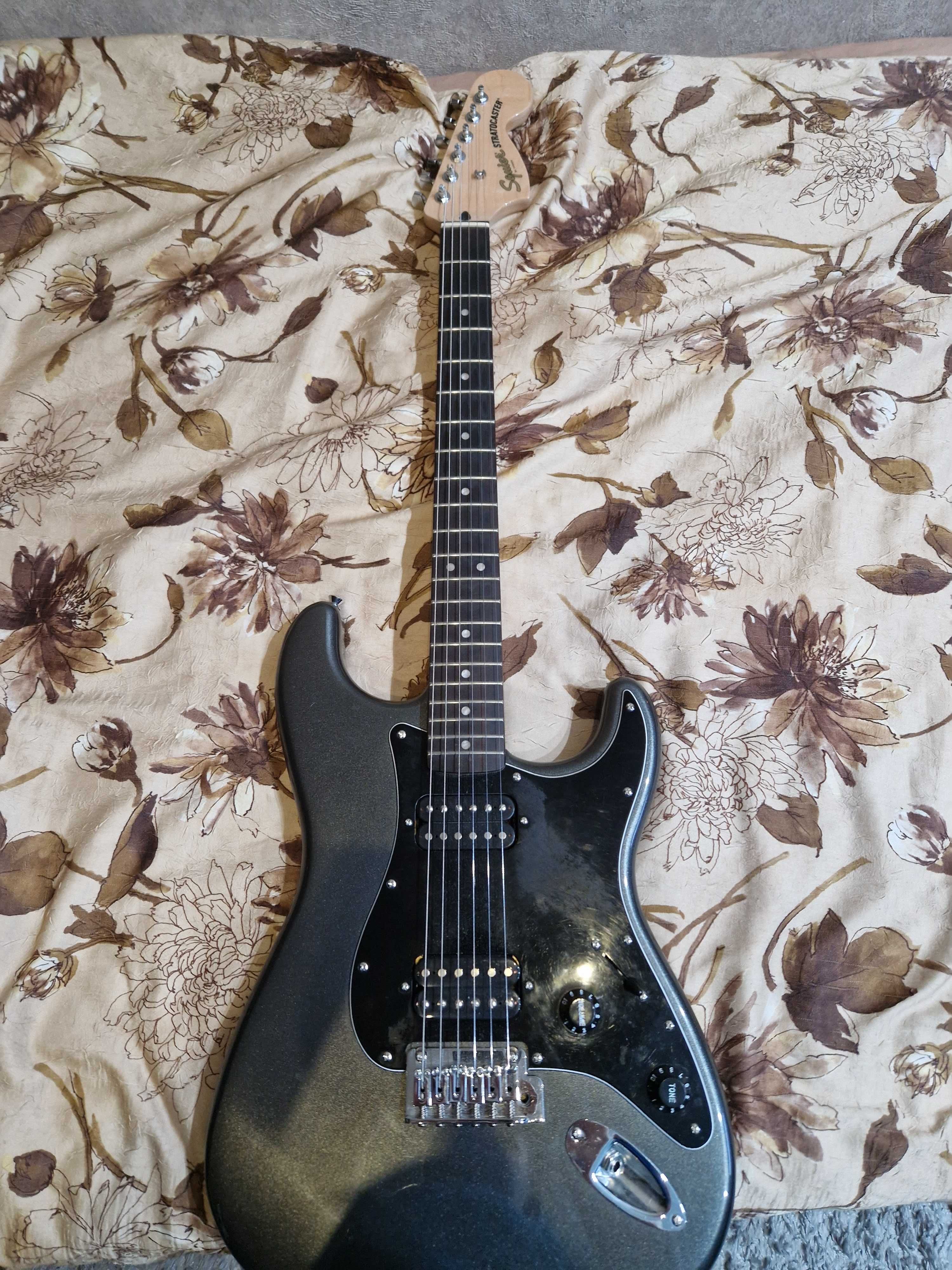 Электрогитара Squier Stratocaster