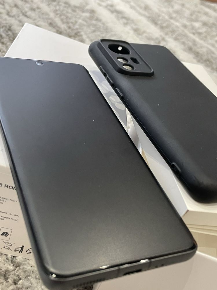 Продавам Xiaomi 12 Gray