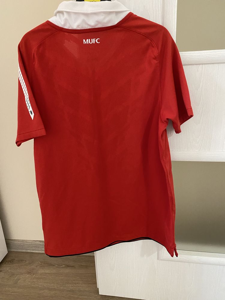 Тениска Nike с лого на Манчестър