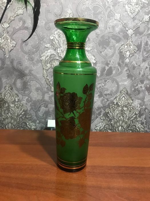 Ваза.Богемия.Высота:35 см.Цена:100$