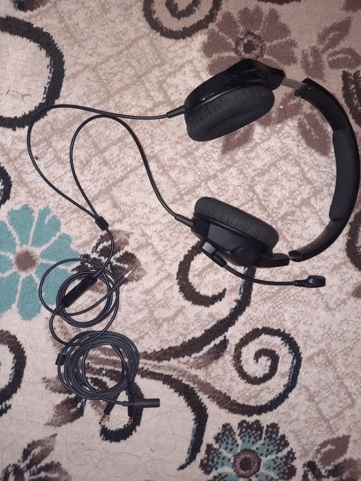 Продам наушники HyperX Cloud