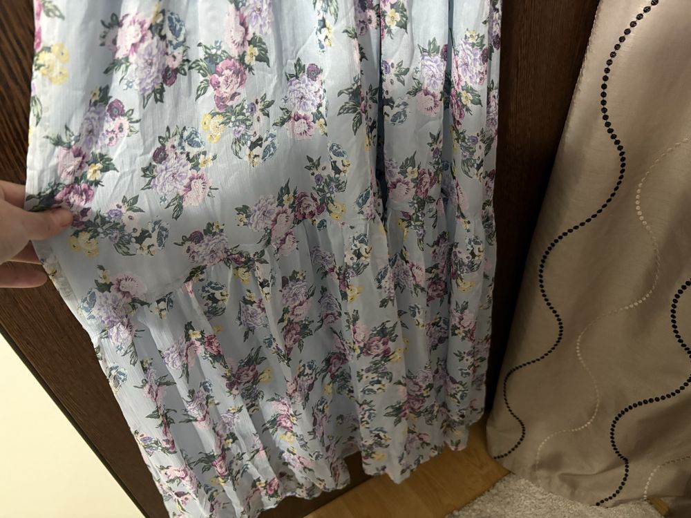 Rochie Zara albastra,model floral,M