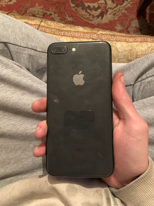 Продам айфон 8+ либо обмен торг маленький