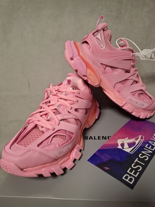 Balenciaga track