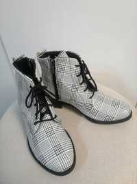 Дамски обувки - Боти