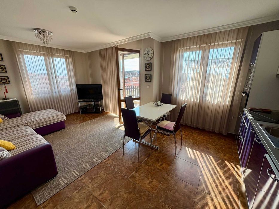 Продава се Тристаен апартамент в Свети Влас - 93 кв.м за 1753 €/кв.м - Снимка #2