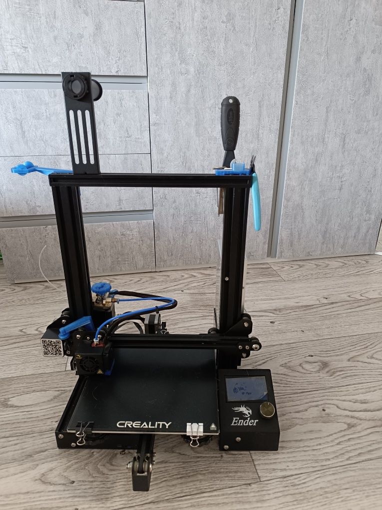 Продам 3d принтер.
