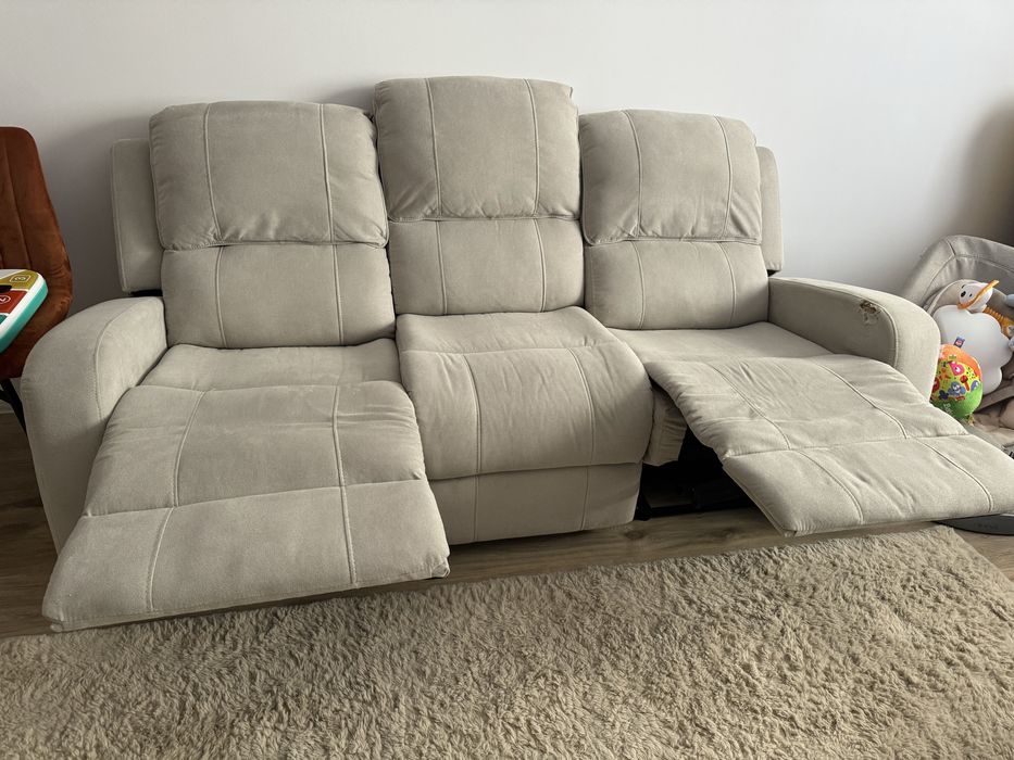Canapea Mobexpert cu recliner