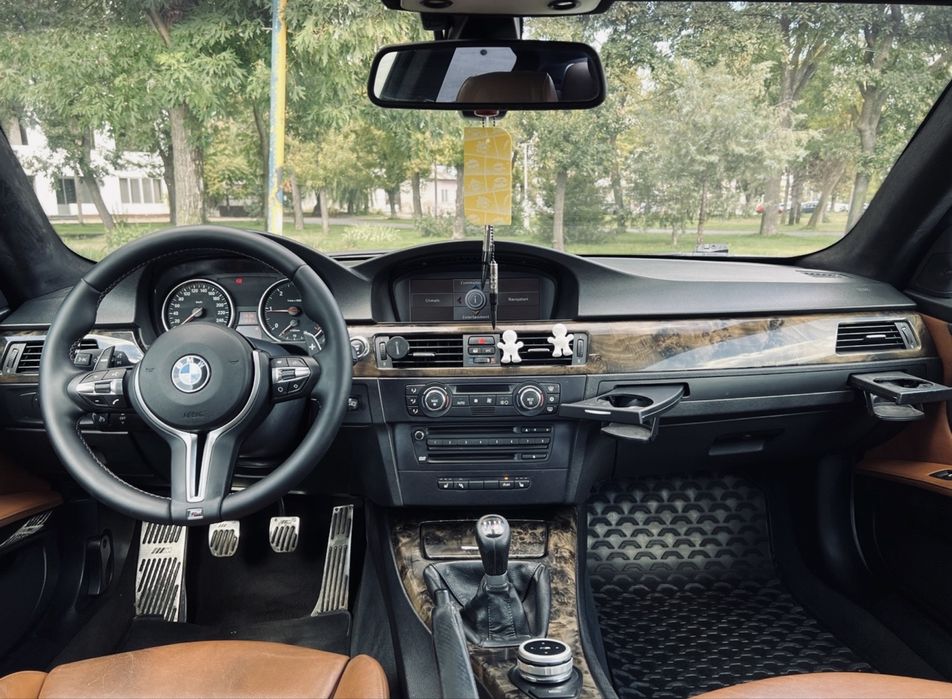 BMW Seria 3 320d E92