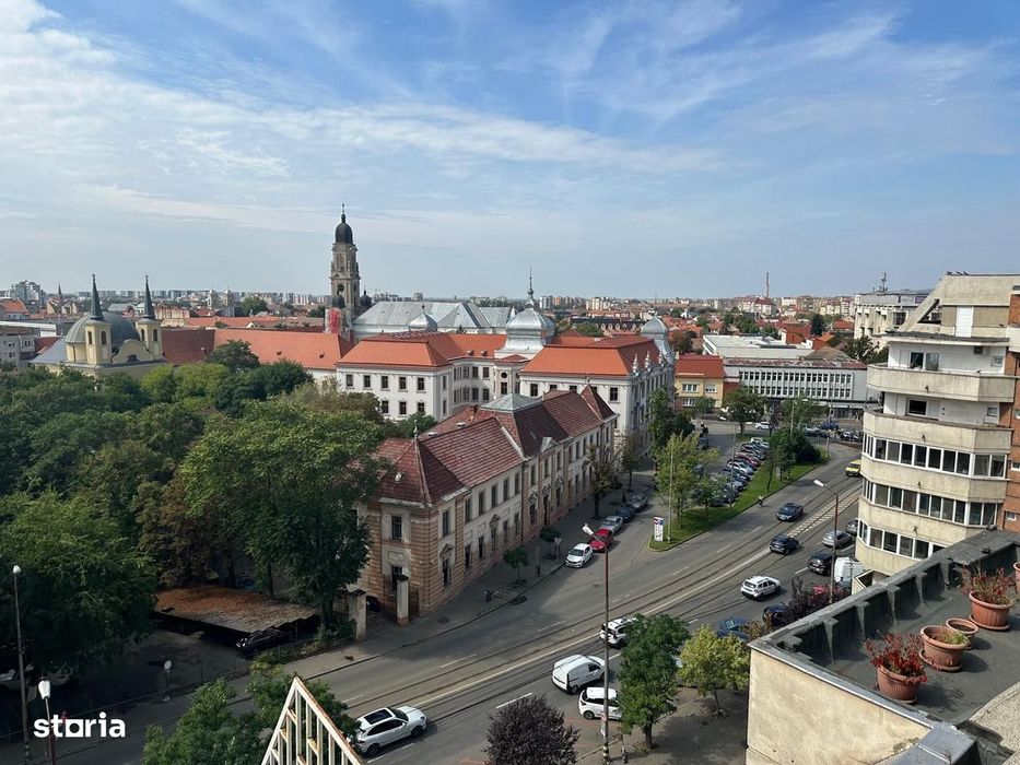Apartament 4 camere – Ultracentral, Bld. Magheru, Oradea-149.900 euro