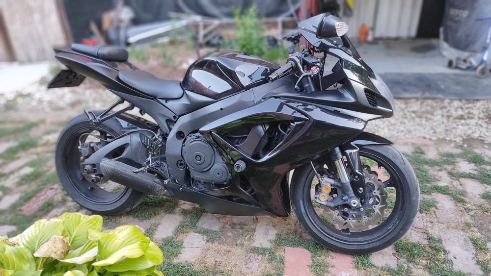 Suzuki Gsx 750 R