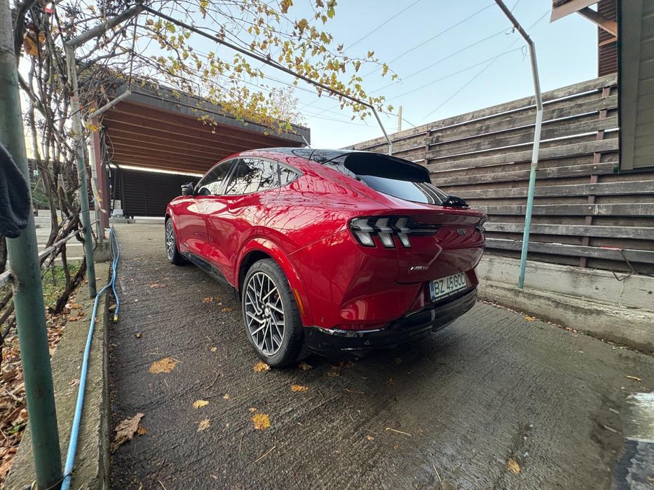 Ford Mustang Mach E - Gt Extra Range 2023-17k km
