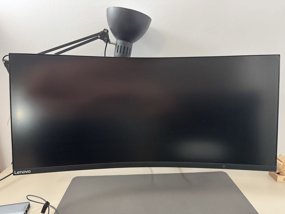 Monitor ultrawide Lenovo 34” 144hz QHD