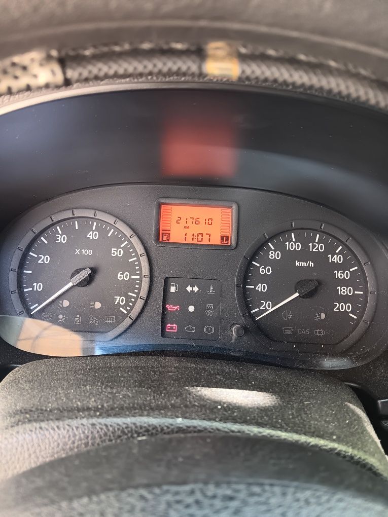 Vând Dacia logan 1.6 MPI 2007 km 217600