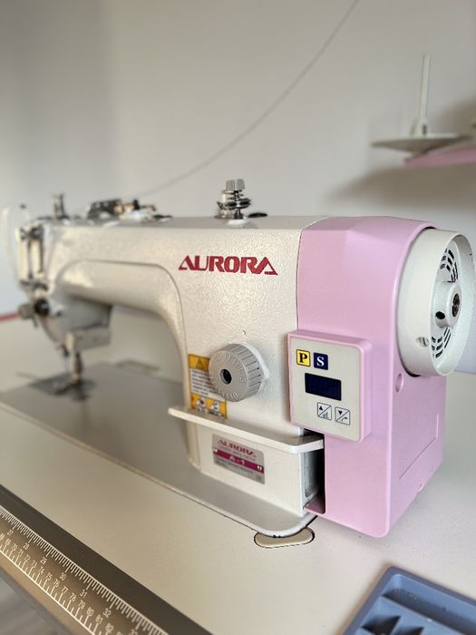 Aurora A-1 — мощная профессиональная швейная машина (как новая)