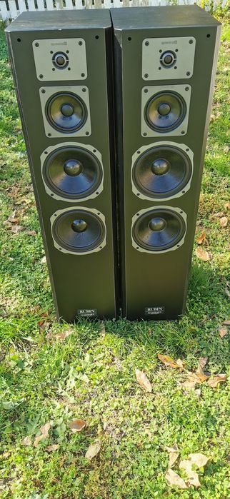 Висок клас колони Quadral Rubin