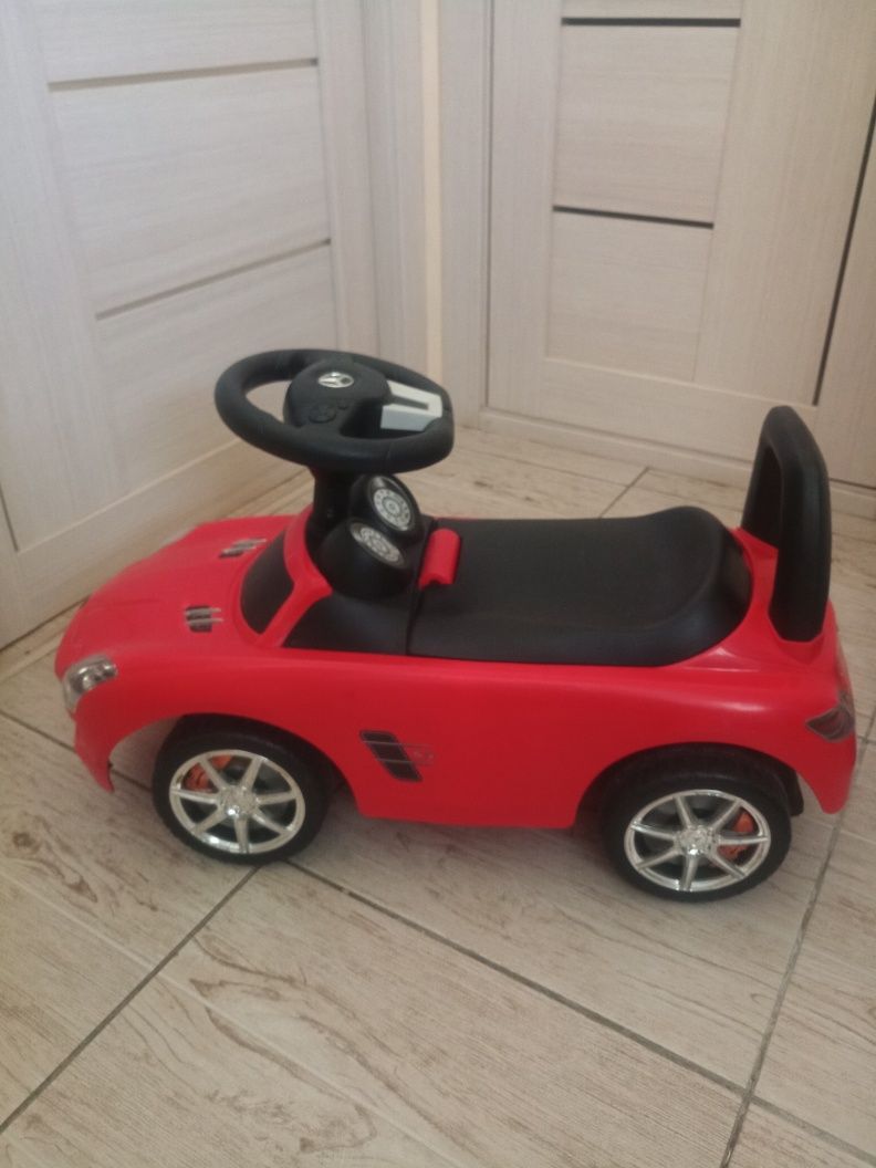 Продам машину для ребенка