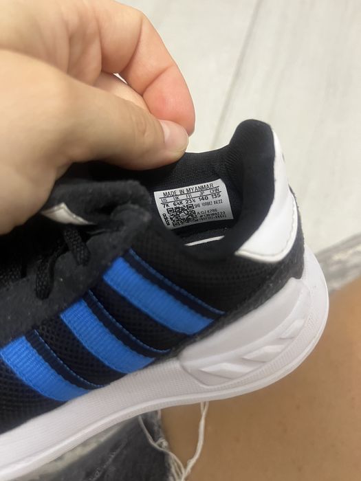 Adidasi adidas, marimea 23 și 1/3