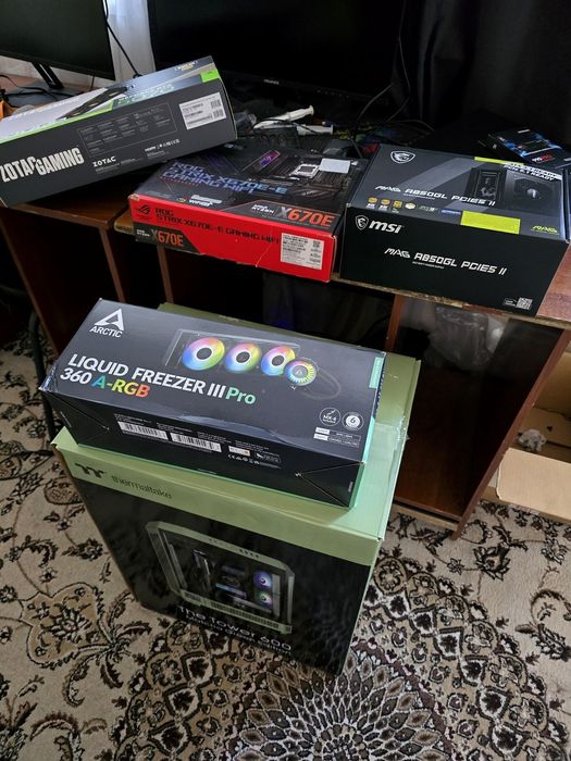 Ryzen 7 9800X3D & RTX 5070 12GB супер мощный пк для игр и работы