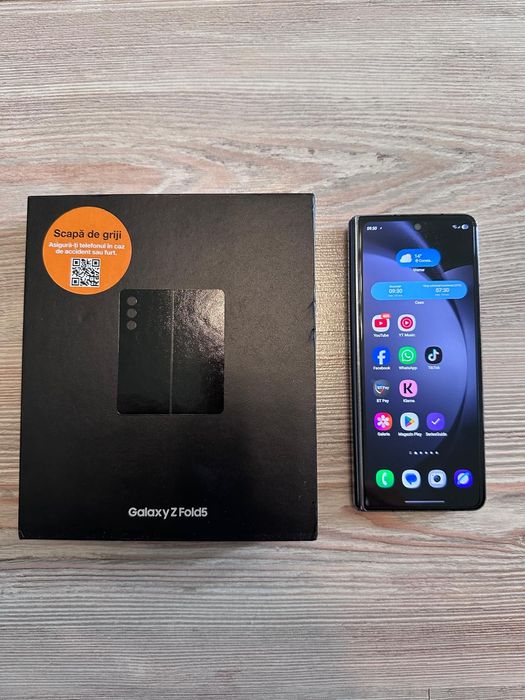 Samsung Galaxy Z Fold 5 512GB/12 GB Ram