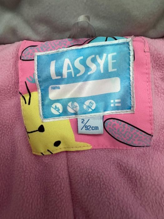 Продам зимние.комбенезон и шапку