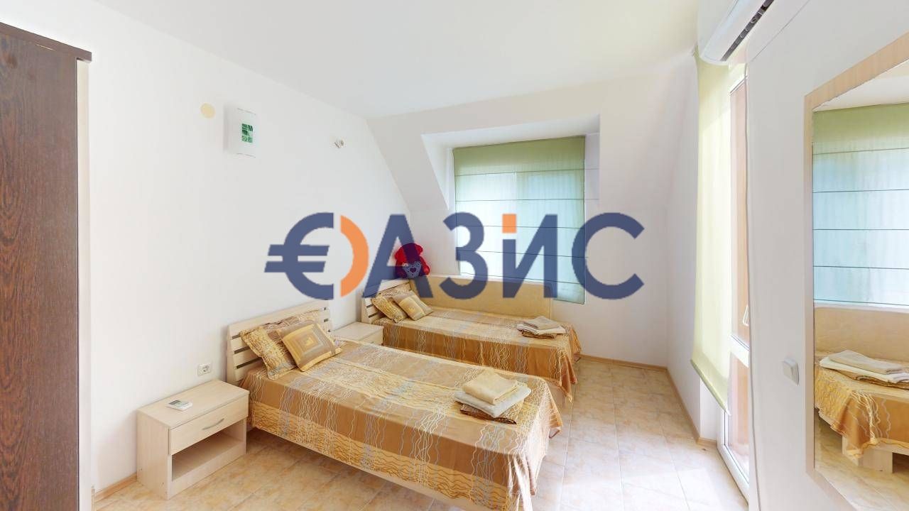 Продава се Тристаен апартамент в Свети Влас - 92 кв.м за 1033 €/кв.м - Снимка #13