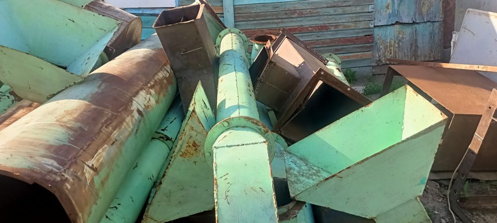 Продам вытяжку,винтиляцию,трубы.