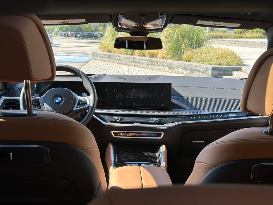 BMW X6 xDrive40i 2025 Eleganță,și tehnologie de ultimă generație