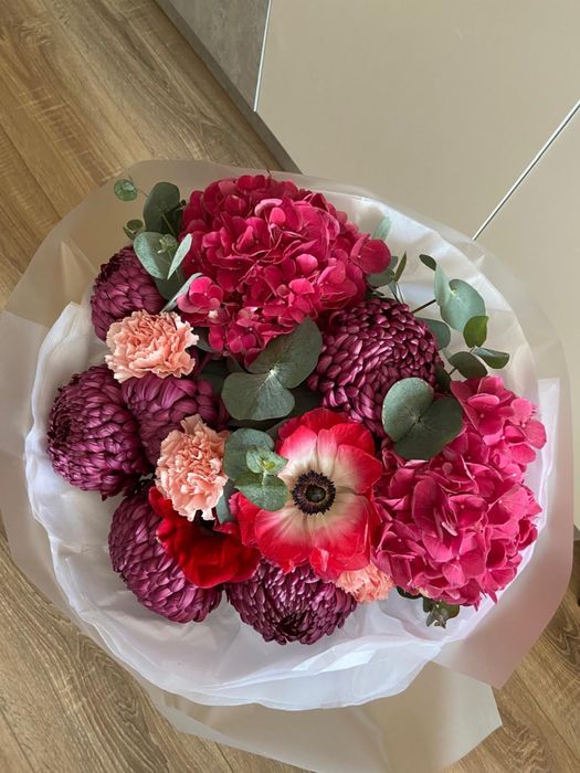 Продам красивый букет