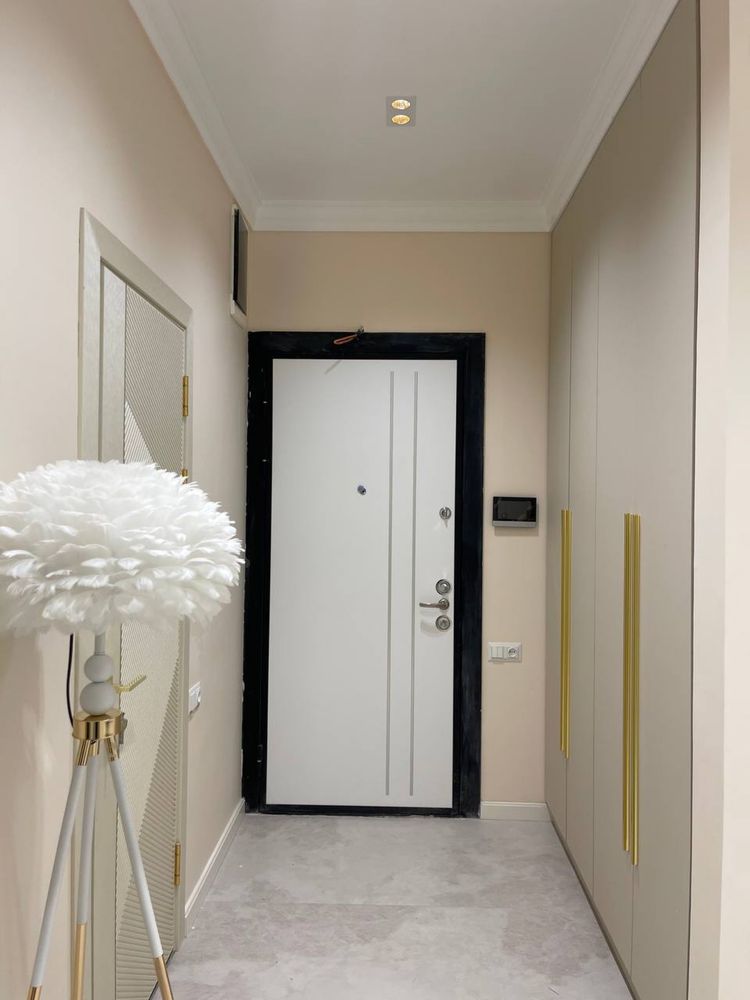 Продаётся Трехэтажный Гостиница 650кв.м 1-Линия ор.«Mirabad Avenue»