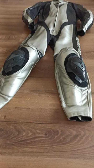 Dainese цял racing екип