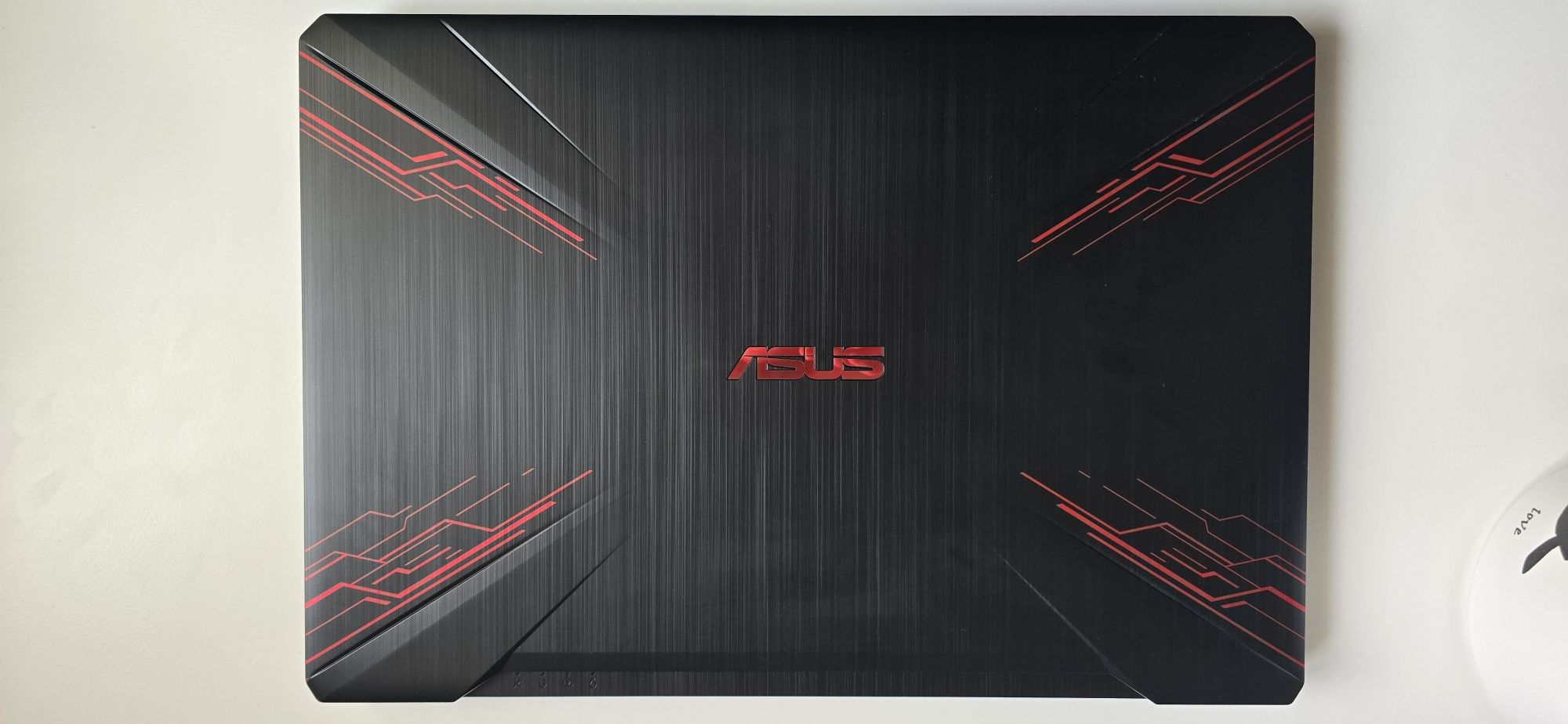Laptop ASUS TUF FX504GE 15.6", 8 GB DDR4, i7-8750H, GTX 1050 Ti, 1 Tb