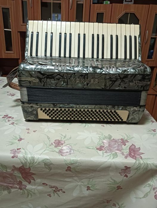 Hohner verdi 3 120 de basi