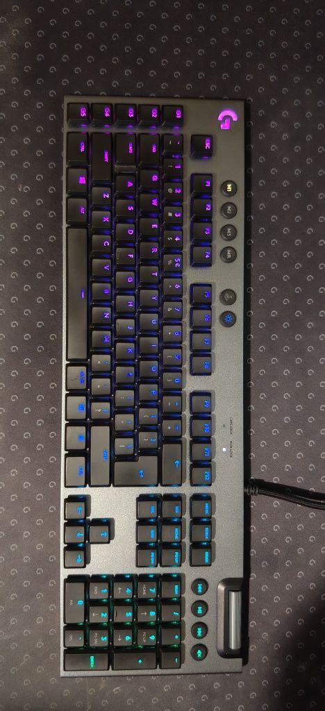 Клавиатура Logitech g815