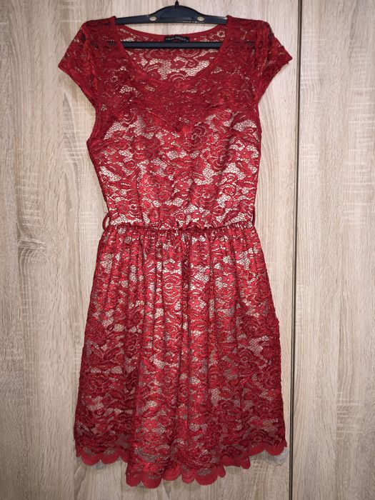 Rochie scurta, de dantela