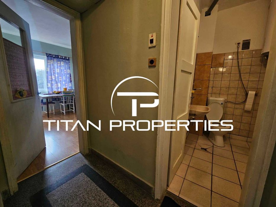 Продава се Тристаен апартамент в Варна, Гръцка махала - 81 кв.м за 2840 €/кв.м - Снимка #9