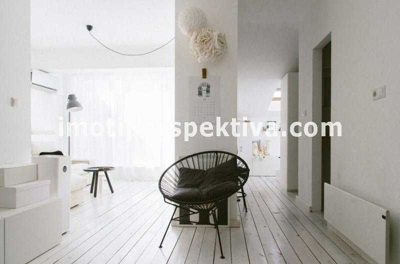 Продава се Тристаен апартамент в Пловдив, Кючук Париж - 83 кв.м за 2229 €/кв.м - Снимка #1