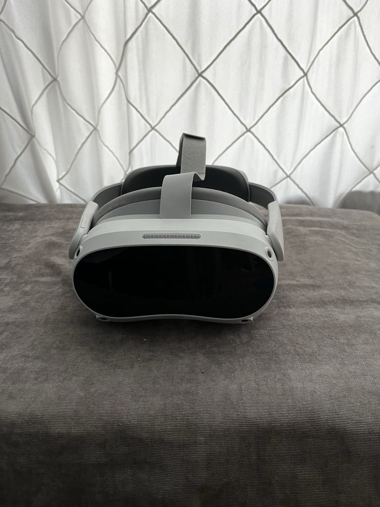VR очила Pico 4 128GB