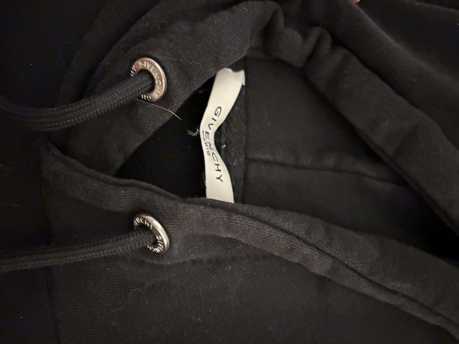 givenchy hanorac