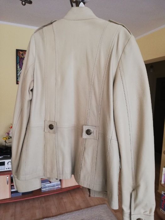 Geaca dama de piele naturala mar 38 - stare foarte buna